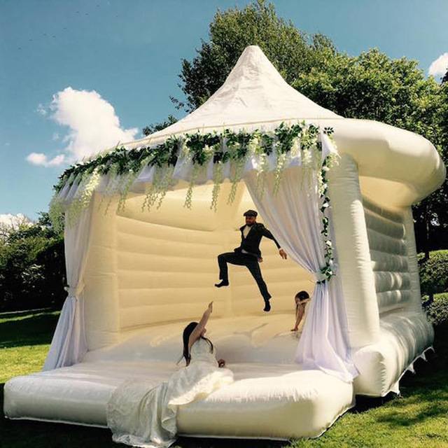 BOU-138-High-quality-55mm-PVC-pure-white-inflatable-wedding White Inflatable Wedding Bounce House